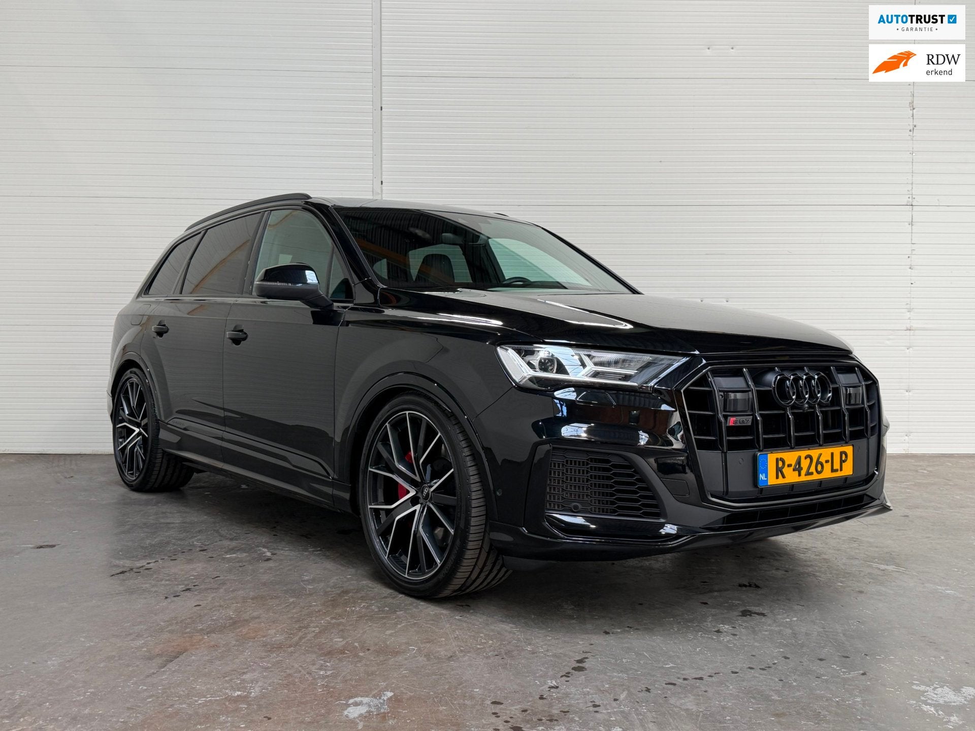 Audi Q7 4.0 TFSI SQ7 quattro 7p soft close / HUD / Clima Sto, Automaat, Dealer onderhouden, 2240 kg, Gebruikt