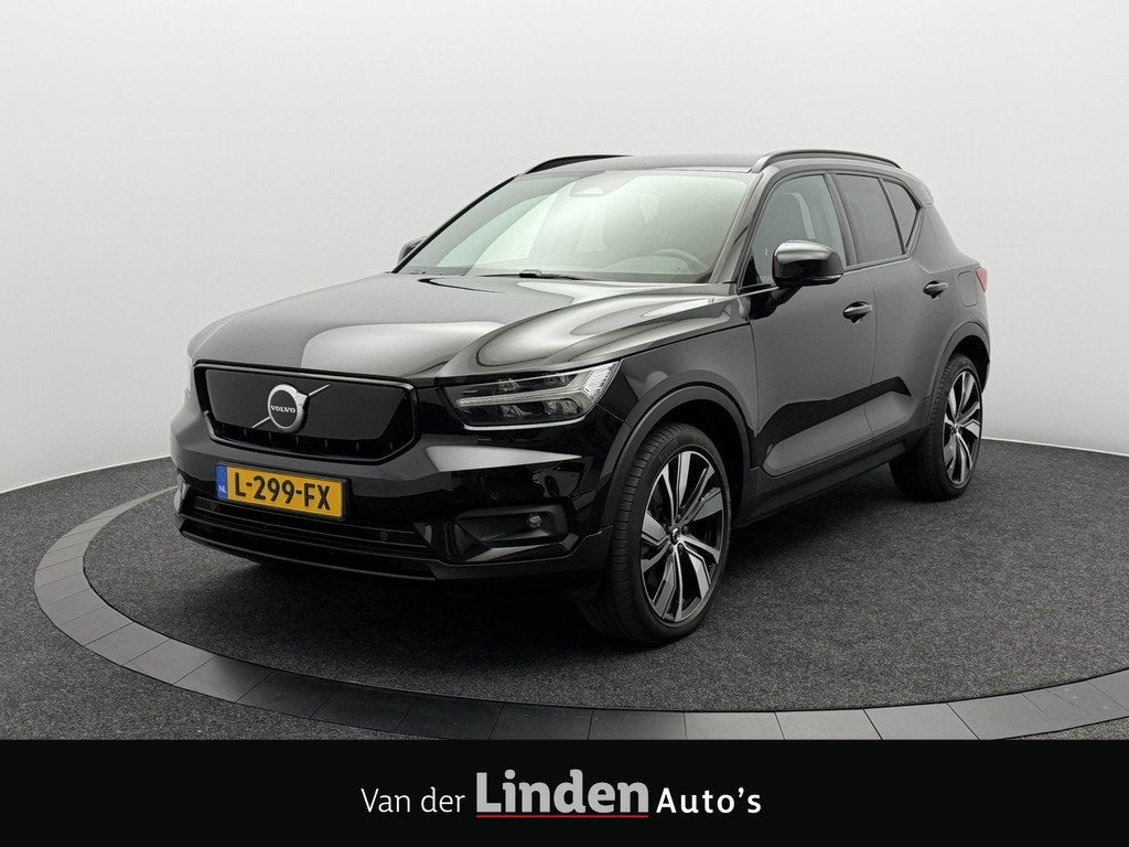 Volvo XC40 Recharge P8 AWD R-Design SOH 93,9% | Warmtepomp |, Gebruikt, Zwart, Automatische klimaatregeling, 24 min