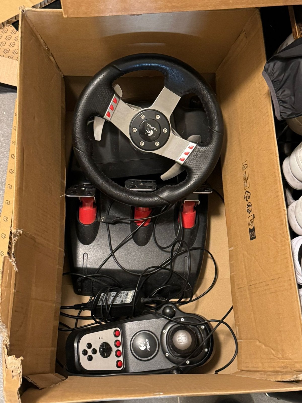 Logitech G25 Racestuur - Zeer goede staat, Ophalen of Verzenden, Zo goed als nieuw