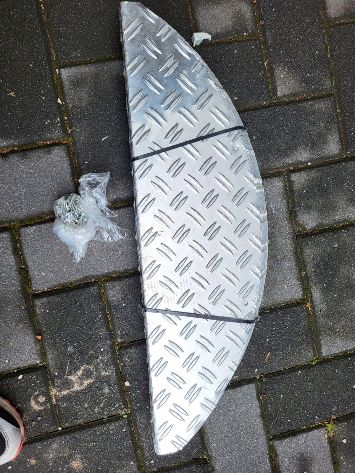 te koop 18 aluminium trede beschermers, Ophalen of Verzenden, Minder dan 2 meter