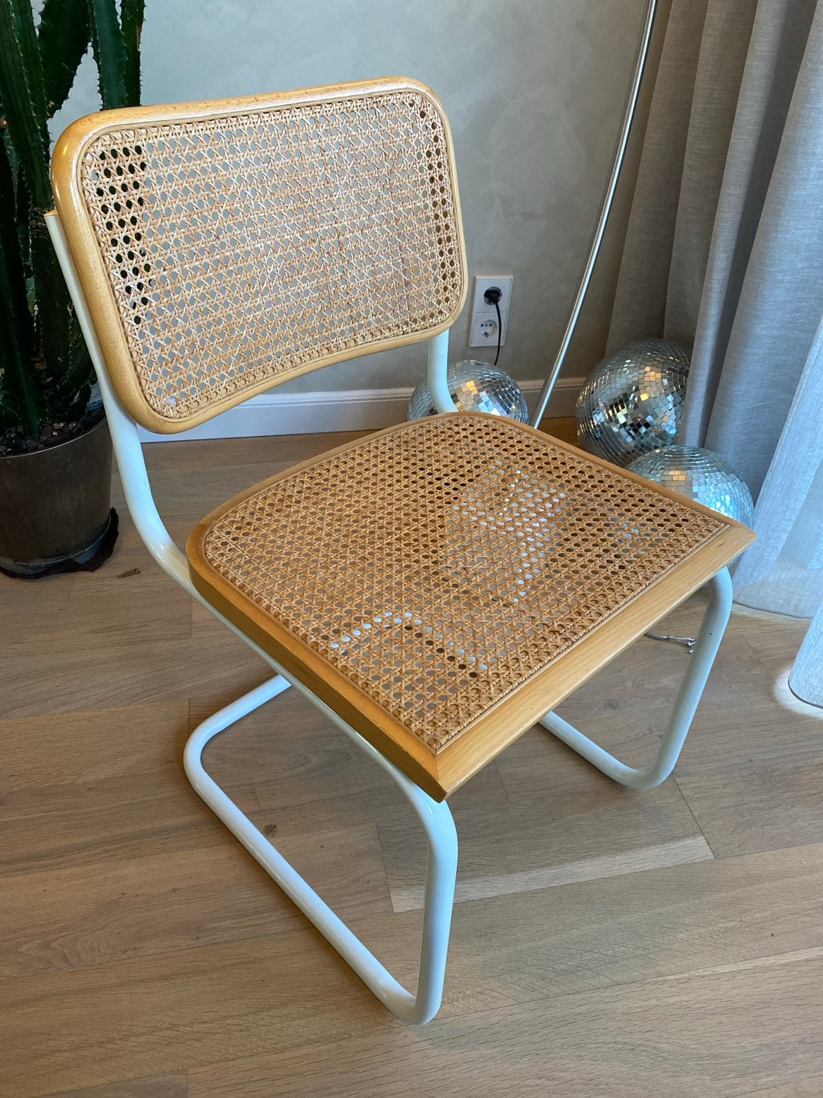 Vintage Marcel Breuer stijl Thonet Cesca stoel, Gebruikt, Cesca thonet breuer visser bauhaus, Wit, Ophalen of Verzenden