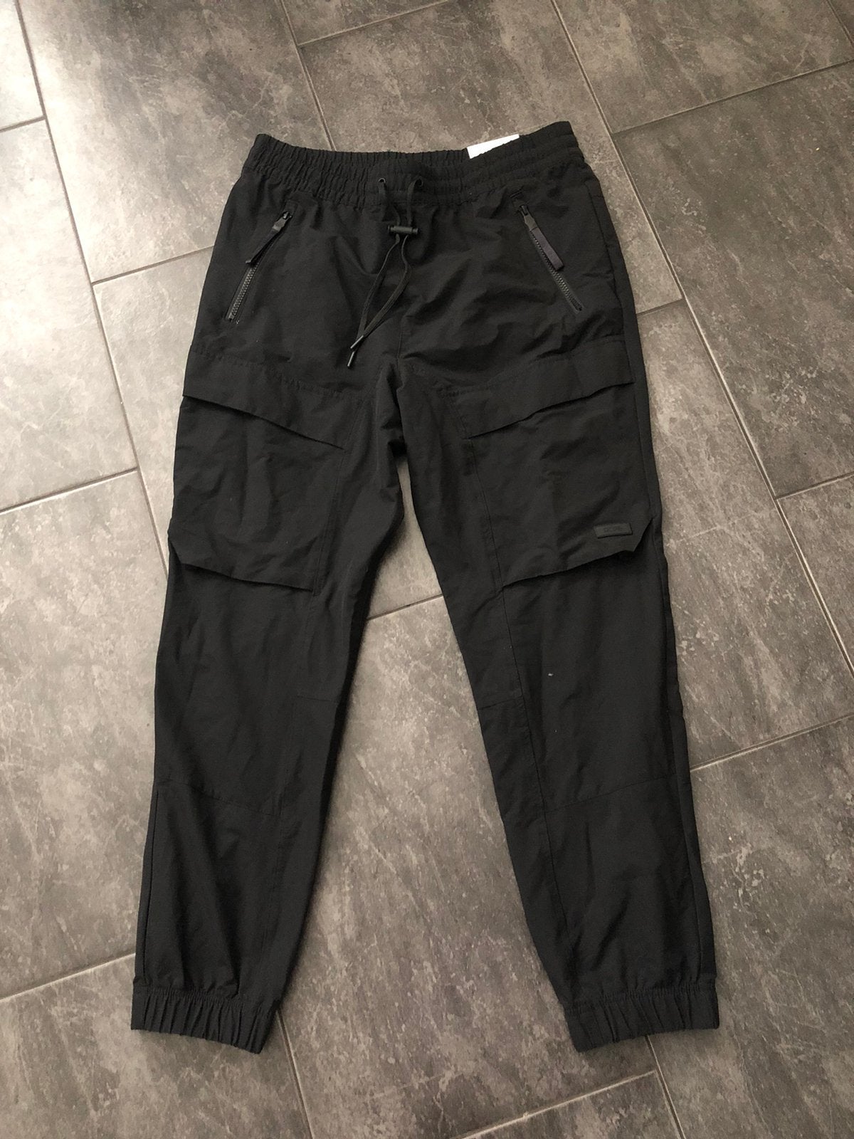 Zwarte cargo broek met zakken - Maat M, Ophalen of Verzenden, Nieuw, Maat 48/50 (M), Zwart