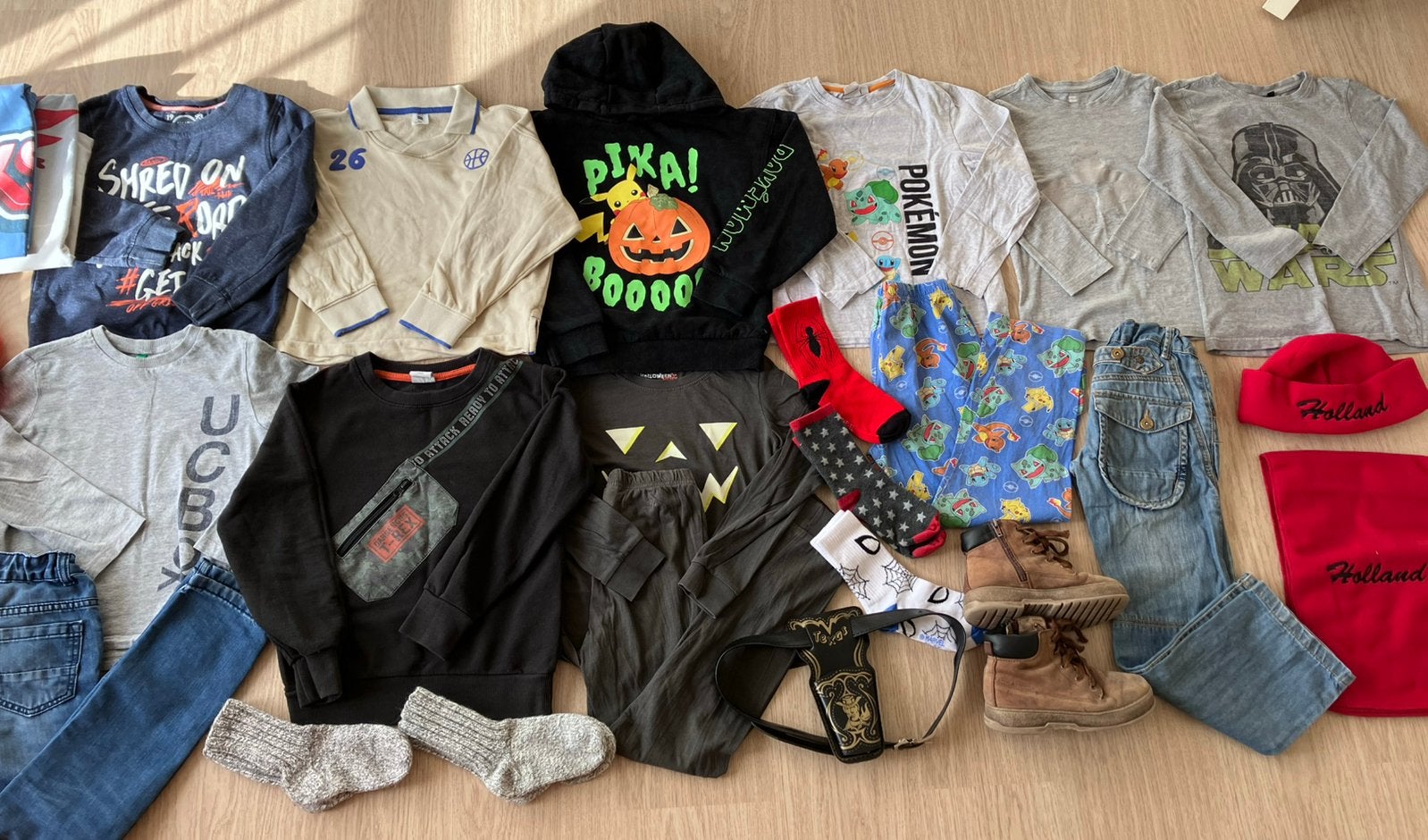 Kledingpakket Halloween etc. jongen 122-128, Ophalen of Verzenden, Zo goed als nieuw, Maat 128