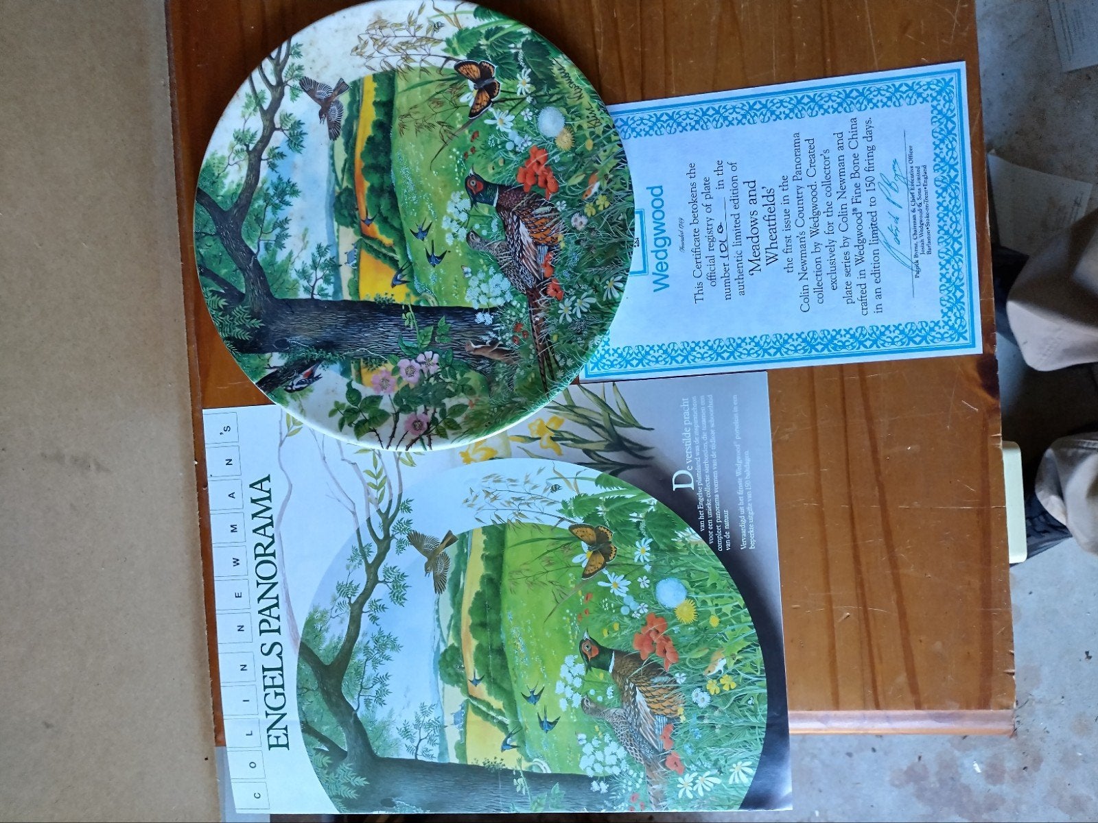 Wedgwood verzamelbord 'Meadows and Wheatfields', Antiek en Kunst, Ophalen of Verzenden