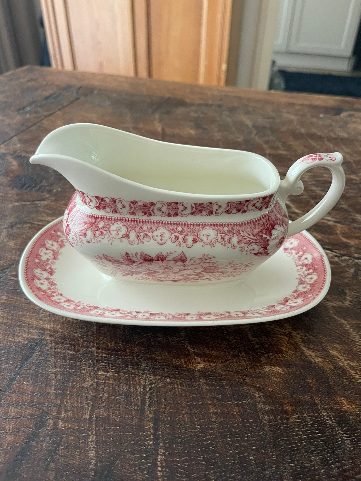 Balmoral rood juskom, Antiek en Kunst, Antiek | Servies los, Ophalen of Verzenden