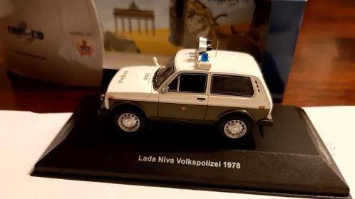 IST MODELS Cars & CO CCC074 LADA NIVA 1978 VOLKSPOLIZEI, Hobby en Vrije tijd, Ophalen of Verzenden, Nieuw, Auto, Overige merken