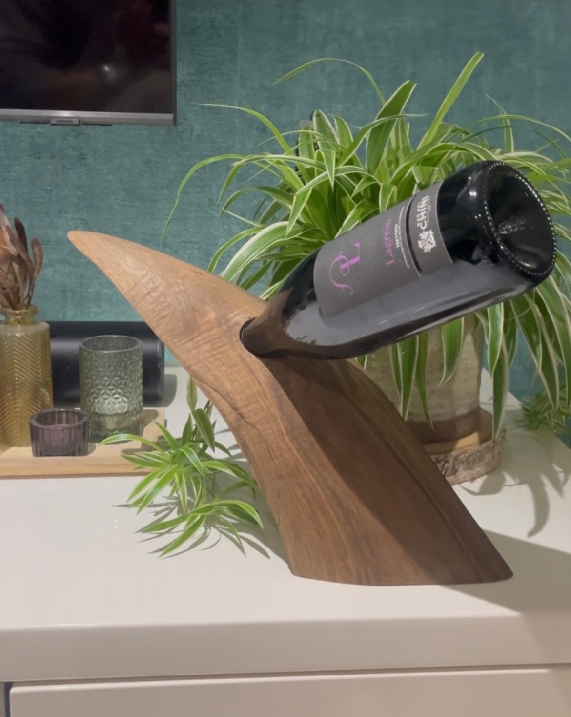 Handgemaakte walnoot houten wijnfles houder, Huis en Inrichting, Woonaccessoires | Wijnrekken, Ophalen, Nieuw, Minder dan 5 flessen