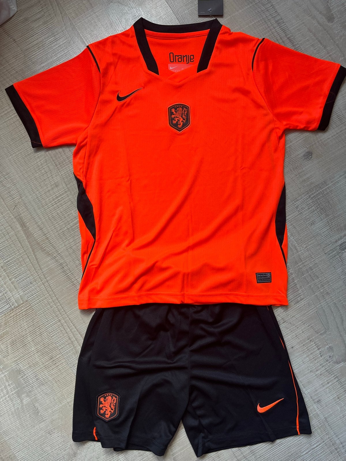 Setje Nederlands Elftal kindermaat, Sport en Fitness, Voetbal, Maat XS of kleiner, Ophalen of Verzenden, Nieuw, Set