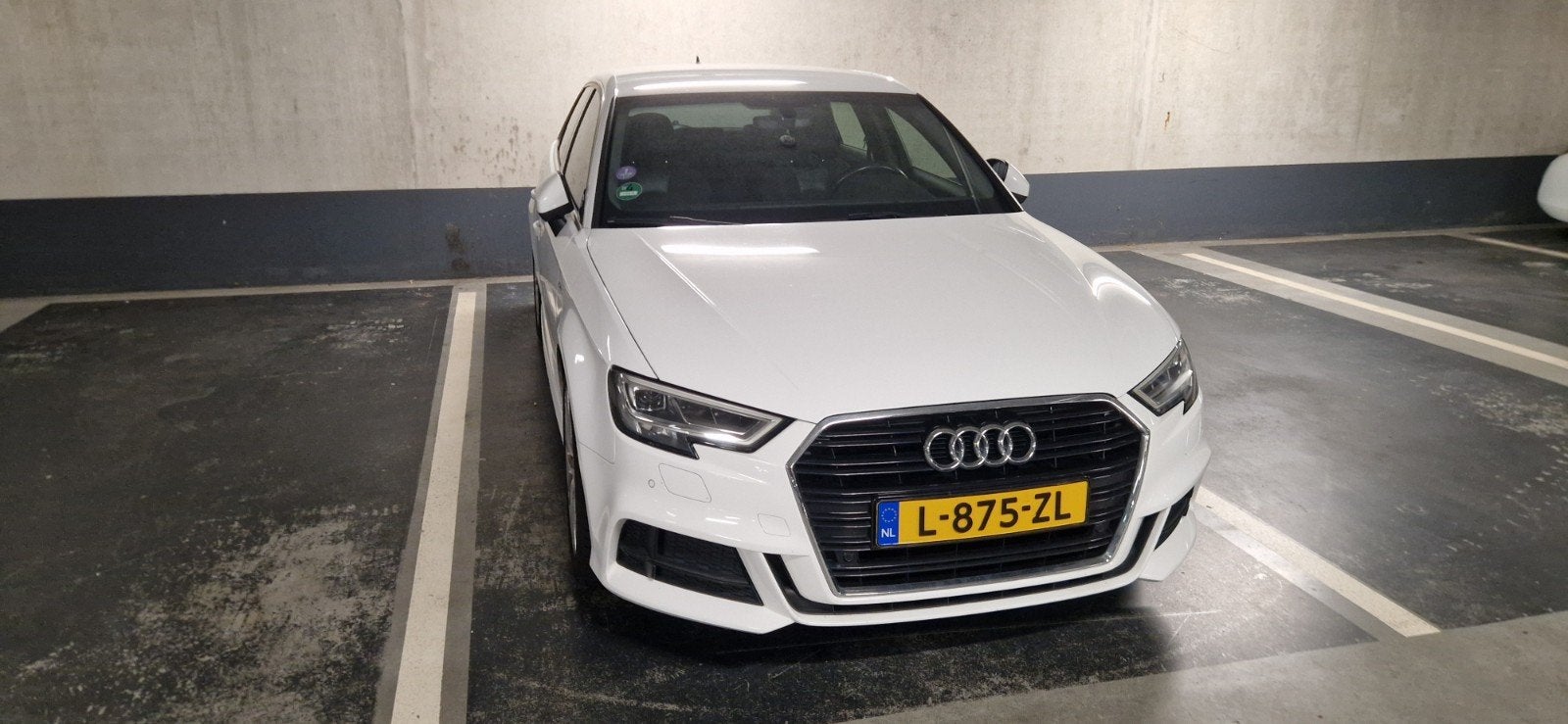 Audi A3 1.5 Tfsi S-tronic 2019 Wit Facelift, 1498 cc, Zwart, 4 cilinders, Wit