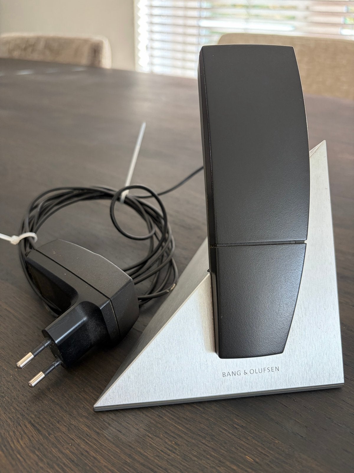 Bang & Olufsen BeoCom 6000 DECT telefoon met lader, Telecommunicatie, Verzenden, Gebruikt, 1 handset