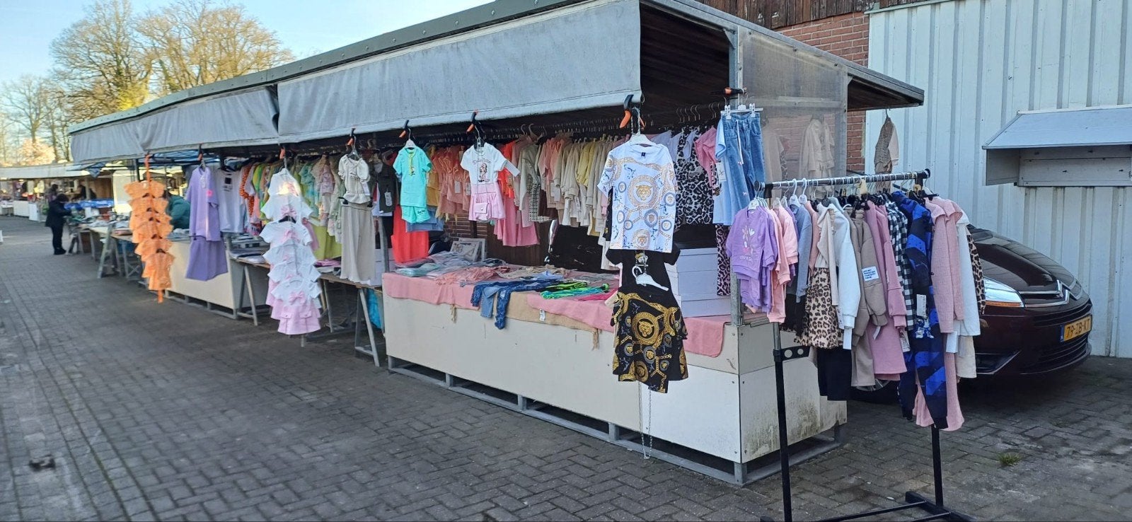 rest partij kleding dames kinderen en schoennen, Eén persoon, Kortingskaart