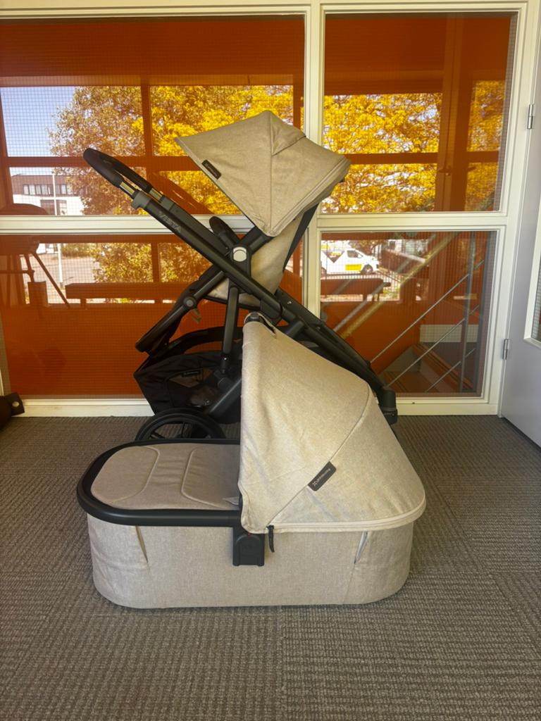UPPAbaby Vista V3 Kinderwagen, Ophalen, Zo goed als nieuw
