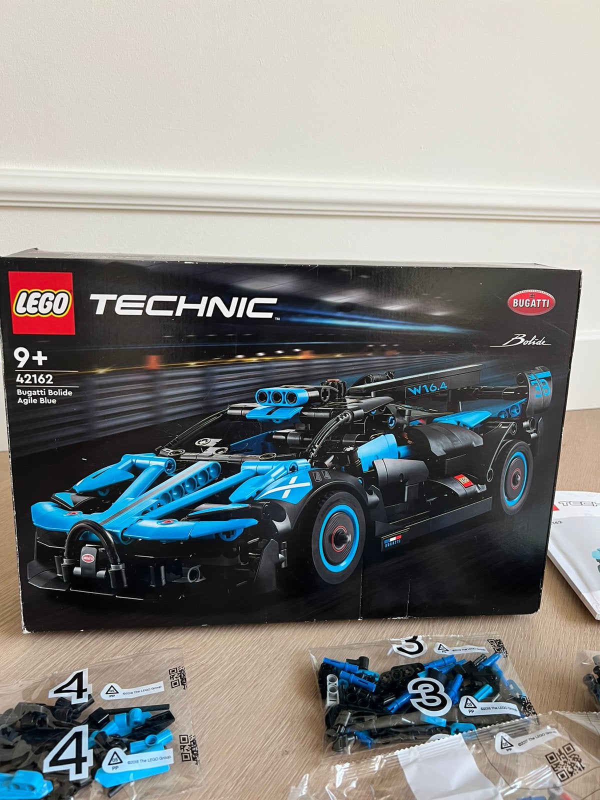 LEGO Technic Bugatti Bolide Agile Blue 42162, Kinderen en Baby's, Ophalen of Verzenden, Nieuw