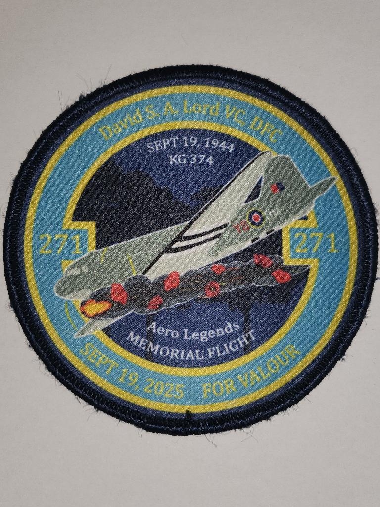 David Lord Memorial Flight Embleem Patch Market Garden C47, Ophalen of Verzenden, Landmacht, Nederland, Embleem of Badge