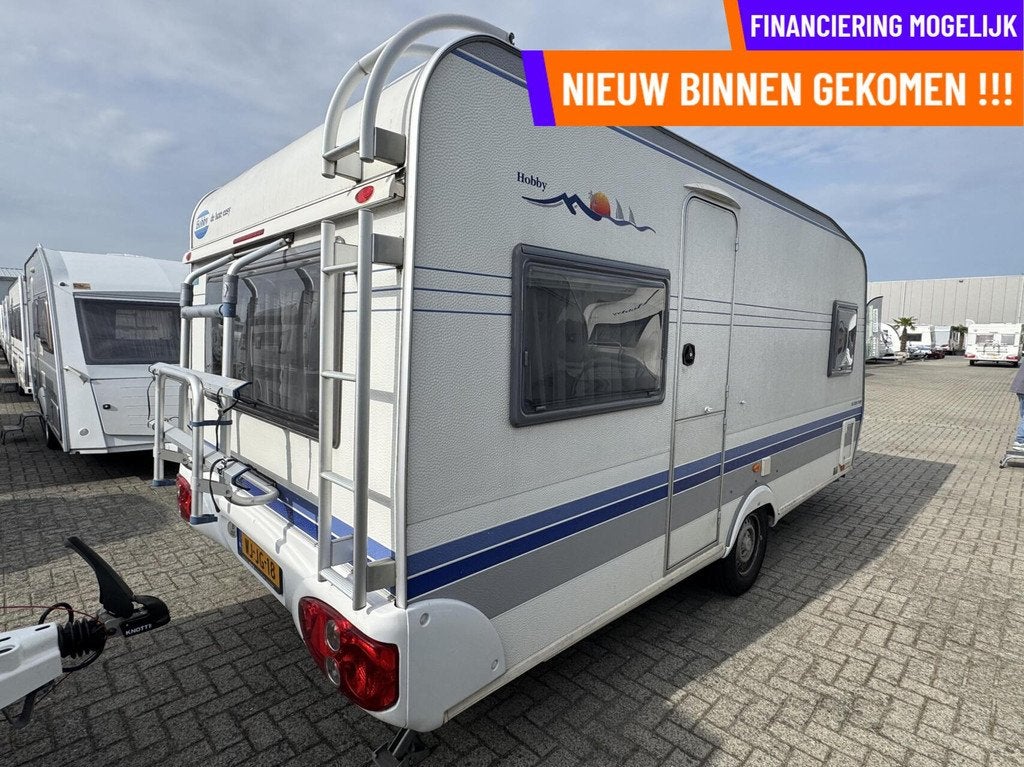 Hobby 460 UFE, FRANSBED, RONDZIT (OUTLETPLEIN), Caravans en Kamperen, Caravans, Serviceluik, Rondzit, Hobby, Bedrijf