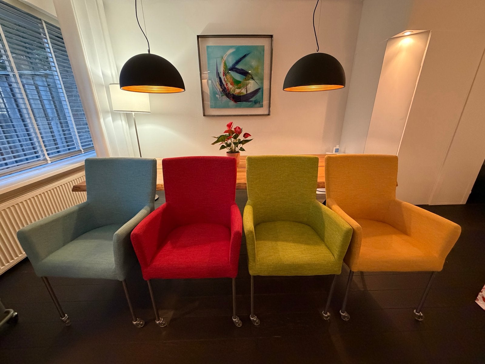 Chair/Set van 4 kleurrijke eetkamerstoelen met armleuningen, Ophalen, Gebruikt, Overige kleuren, Vier