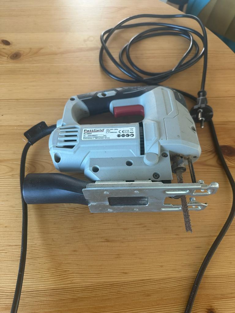 Pattfield Decoupeerzaag - Gebruikt maar functioneel, Gebruikt, Decoupeerzaag, 600 tot 1200 watt, Ophalen of Verzenden