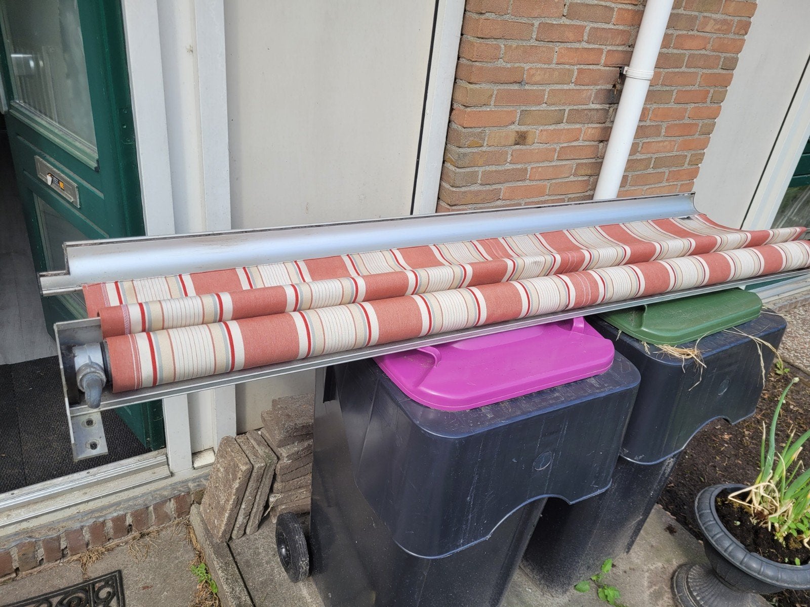 Zonscherm / Zonnescherm uitvalscherm- Gebruikt, Tuin en Terras, Zonneschermen, Ophalen, Gebruikt, 150 tot 300 cm, 250 cm tot 450 cm