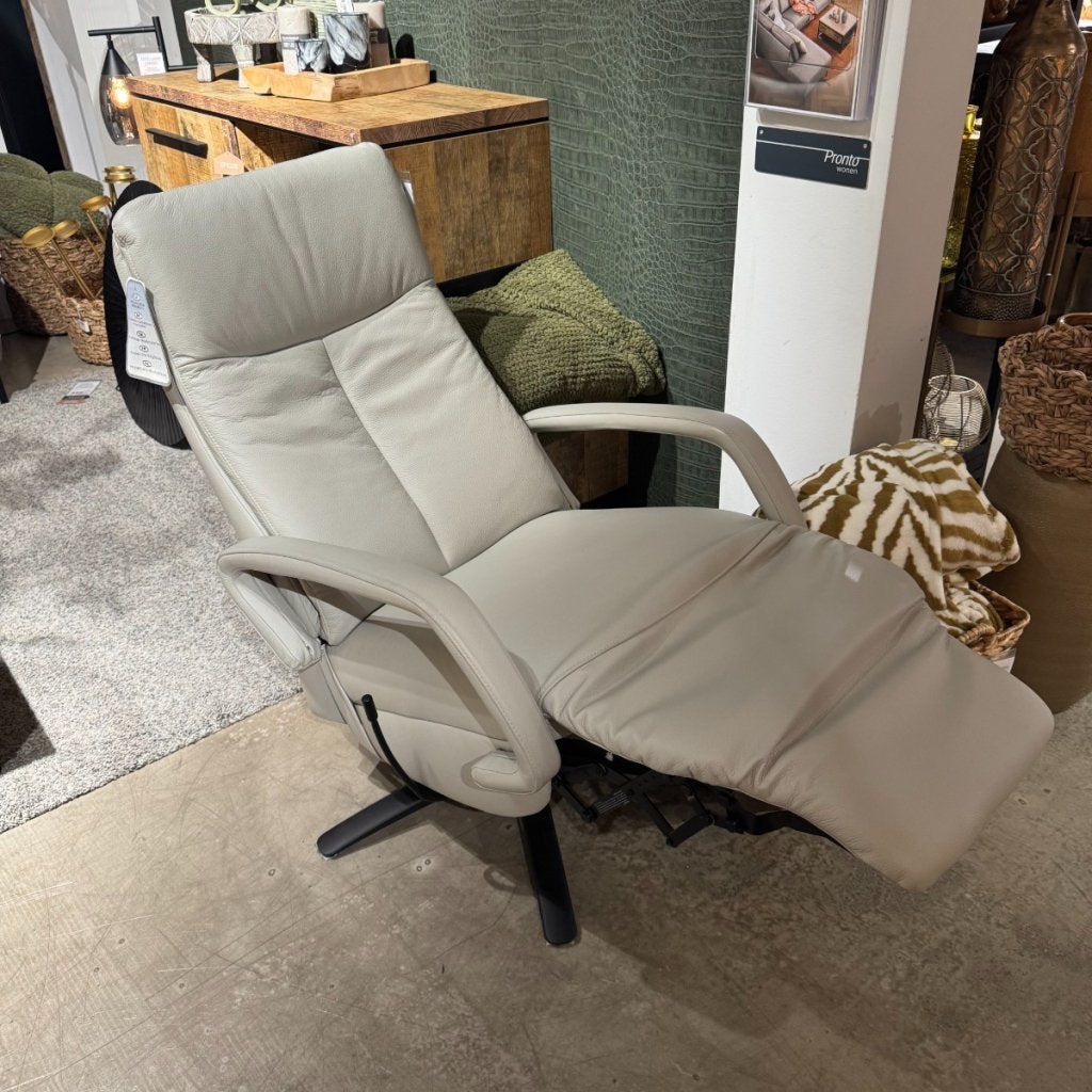Vicio Relaxfauteuil Leder Soleda Silvergrijs - Pronto Wonen, Huis en Inrichting, Niet ingevuld, Niet ingevuld, Niet ingevuld