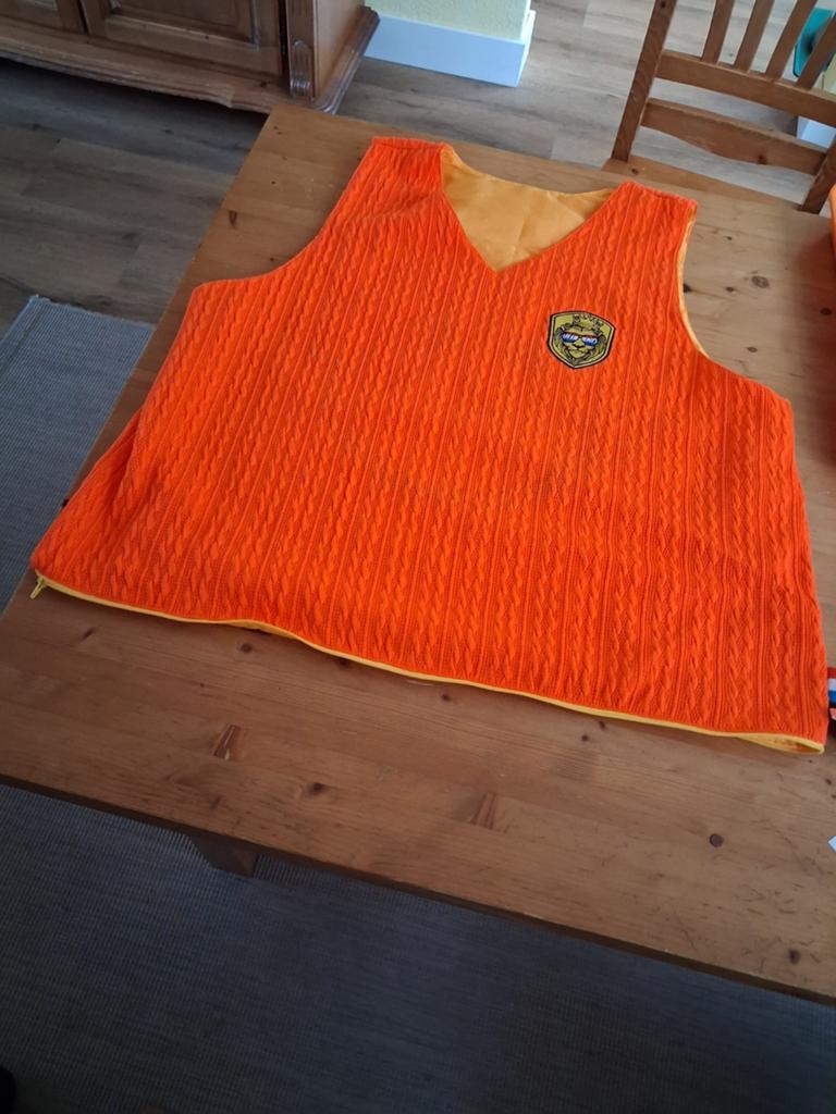 Oranje voetbal shirt en te gebruiken als tas., Ophalen of Verzenden, Nieuw, Shirt