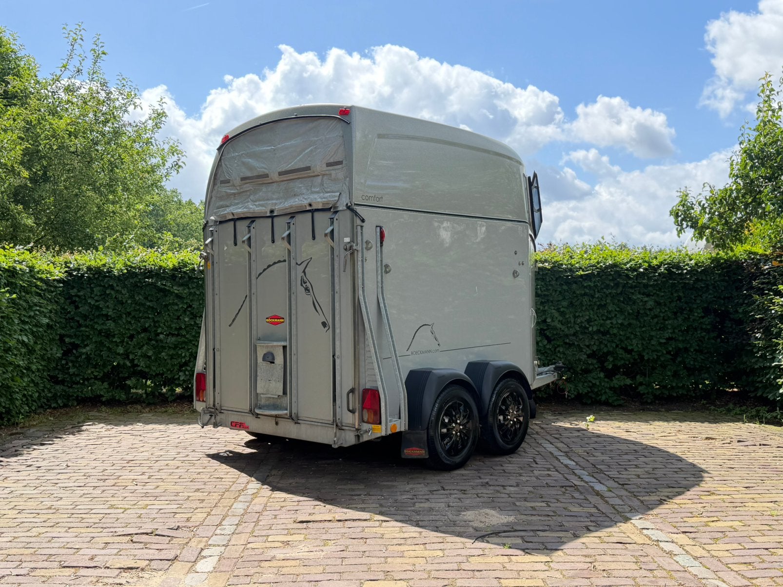 Mooie bockmann comfort aluminium bodem perfect voor fokkers, Dieren en Toebehoren, Ophalen, Zo goed als nieuw, 2-paards trailer