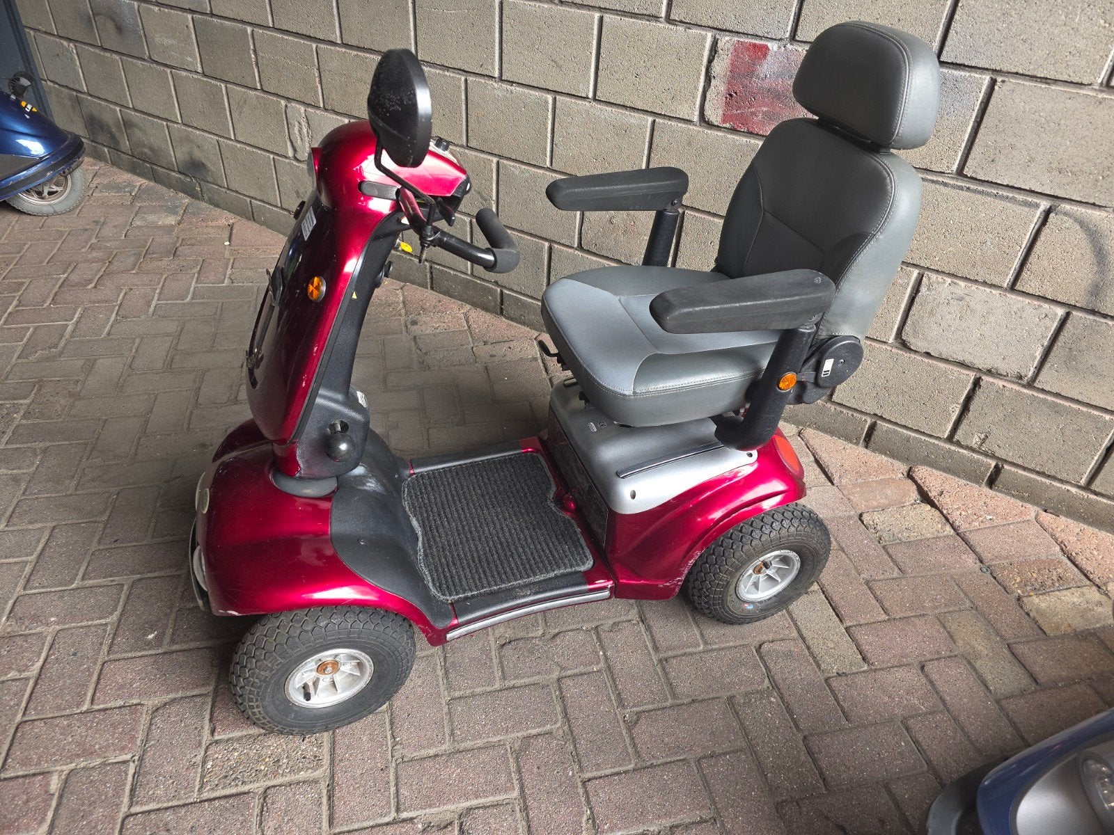 Diverse scootmobielen, Ophalen
