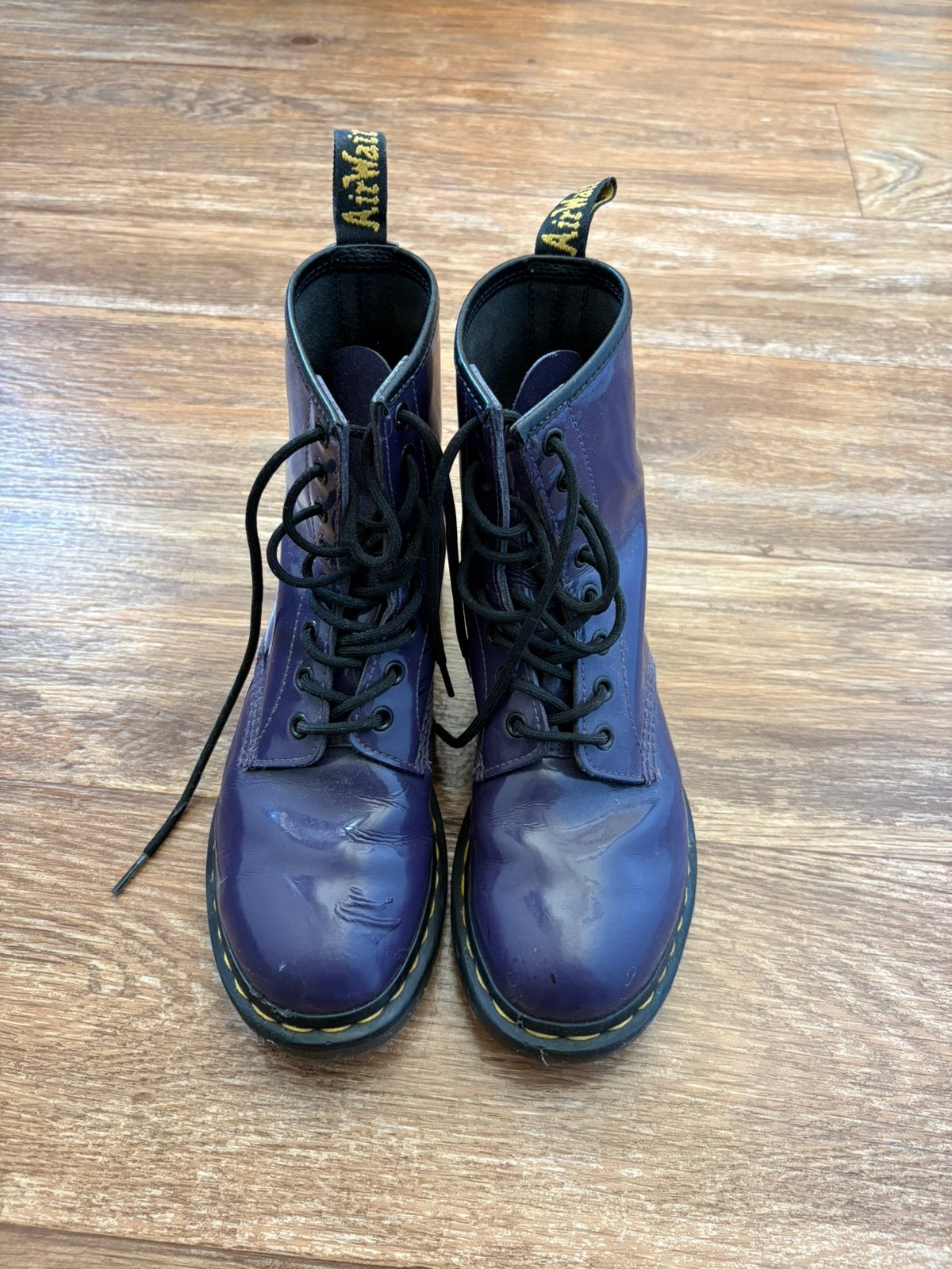 Dr. Martens paars, Overige kleuren, Lage of Enkellaarzen, Ophalen of Verzenden, Gedragen
