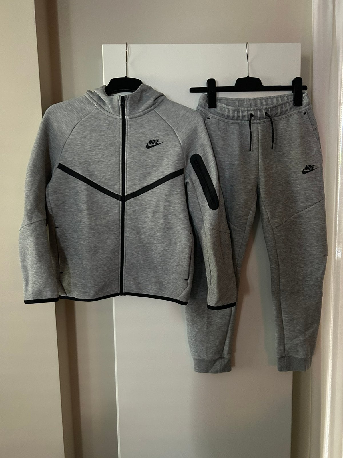 *** Joggingpak Nike mt 158/164 ***, Ophalen of Verzenden, Zo goed als nieuw, Jongen of Meisje, Setje