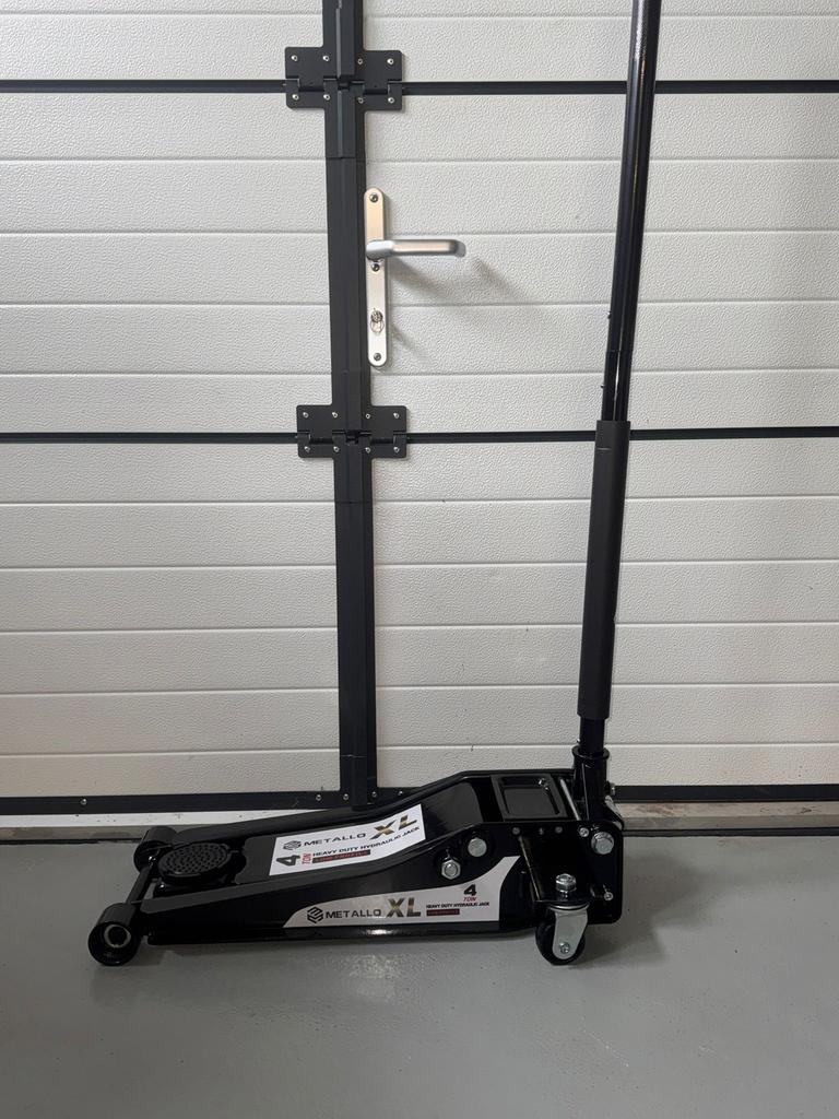 Metallo zeer lage 4 tons krik! Ideaal voor lage auto’s !, Ophalen, Nieuw, Hydraulisch, Garagekrik