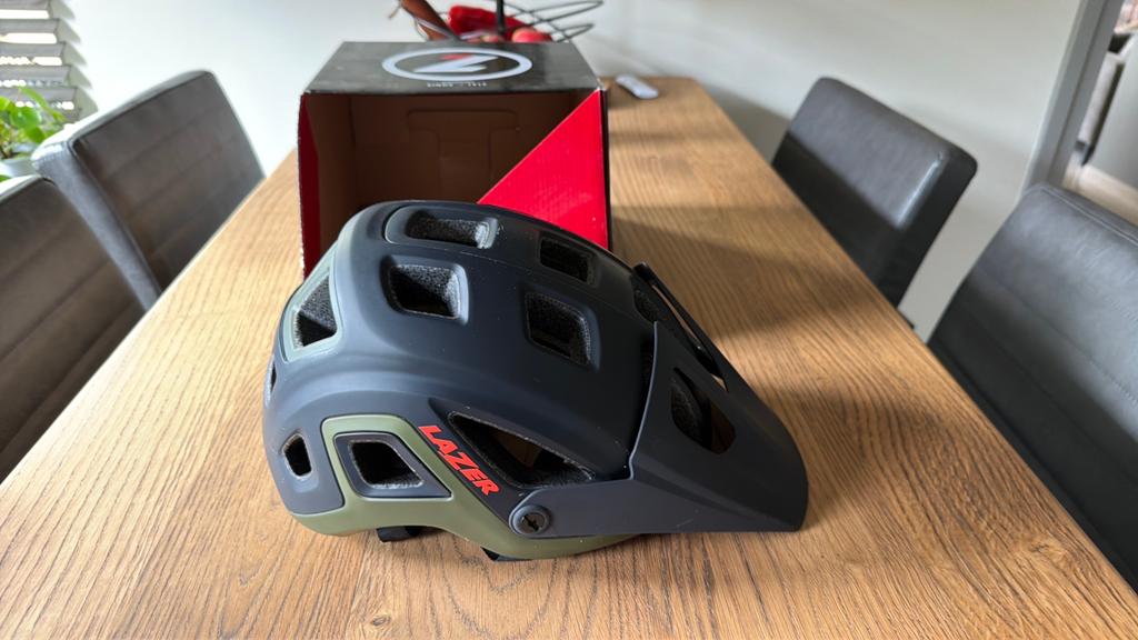 Nieuwe fietshelm, Ophalen of Verzenden, Zo goed als nieuw, Heer of Dame