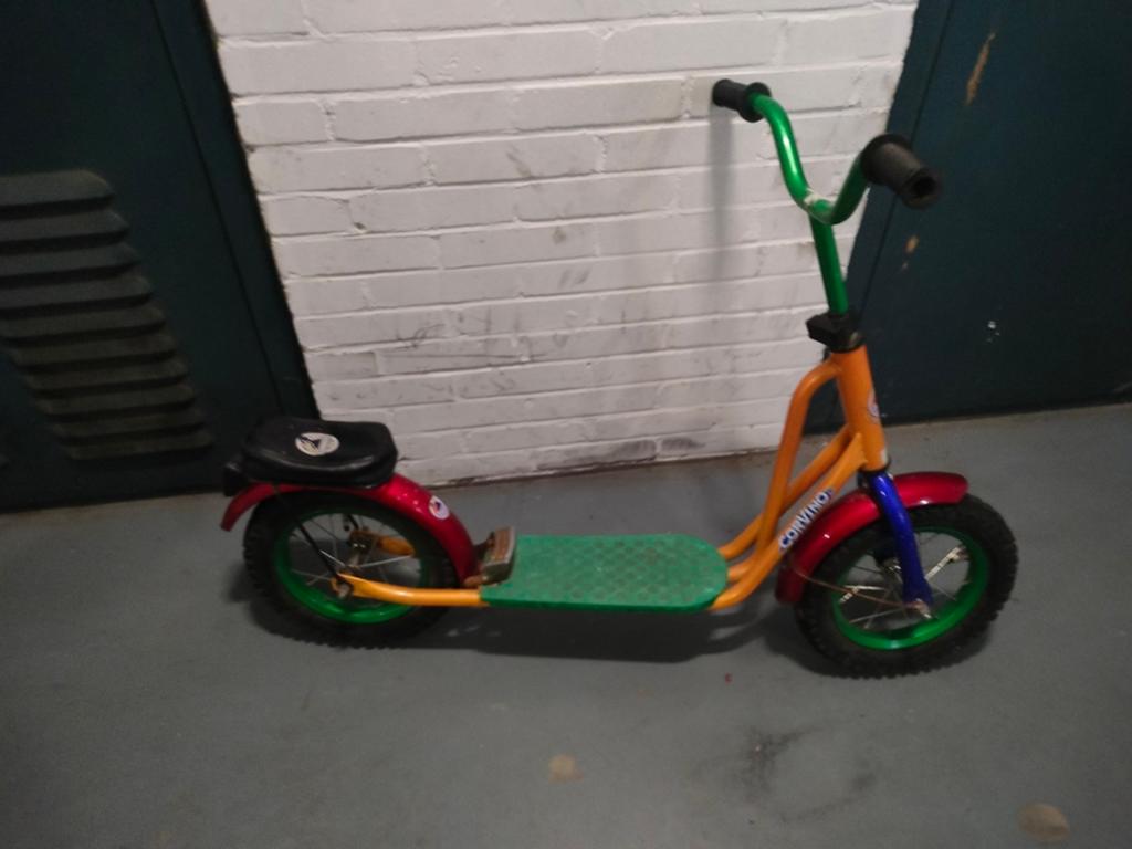 Corvino step met zitje - Kleurrijk en robuust, Fietsen en Brommers, Steps, Ophalen, Gebruikt, Gewone step, Corvino