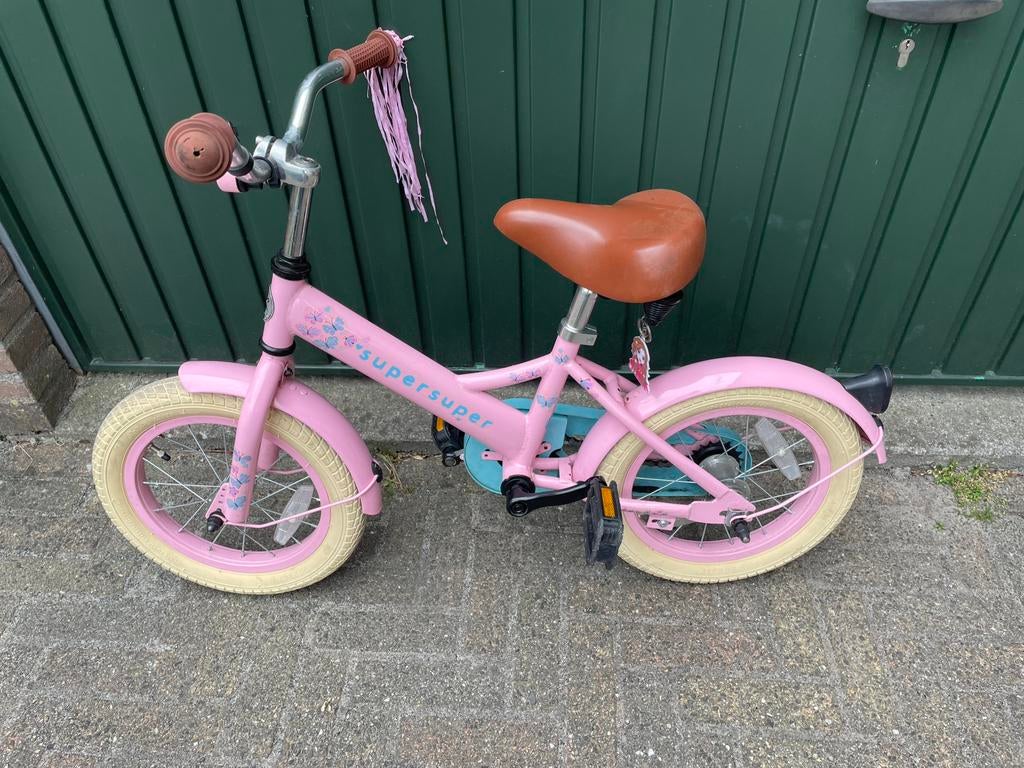 Kinderfiets 14 inch Supersuper, Fietsen en Brommers, Fietsen | Kinderfietsjes, Ophalen, Zo goed als nieuw, Minder dan 16 inch