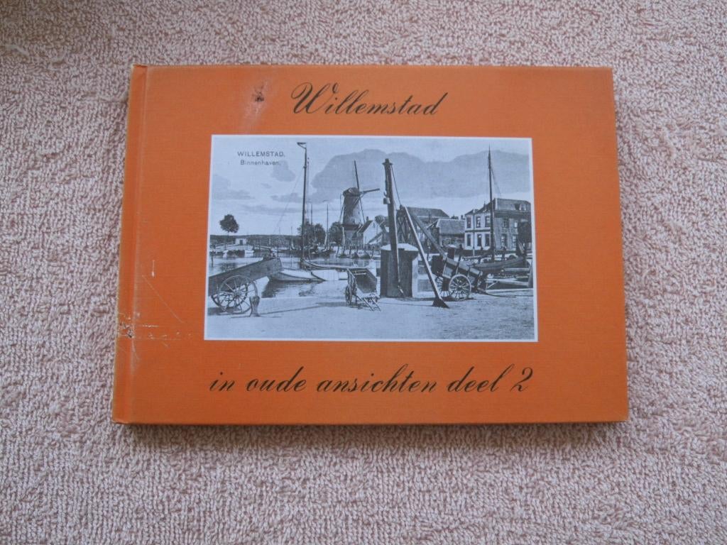 Willemstad in oude ansichtkaarten, deel 2 - Nico Pilger, Boeken, Ophalen of Verzenden, Gelezen