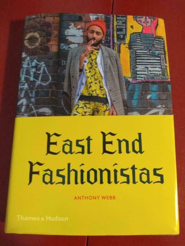 East End Fashionistas (Fotoboek mode) paperback uitvoering, Boeken, Ophalen of Verzenden, Zo goed als nieuw, Fotografen