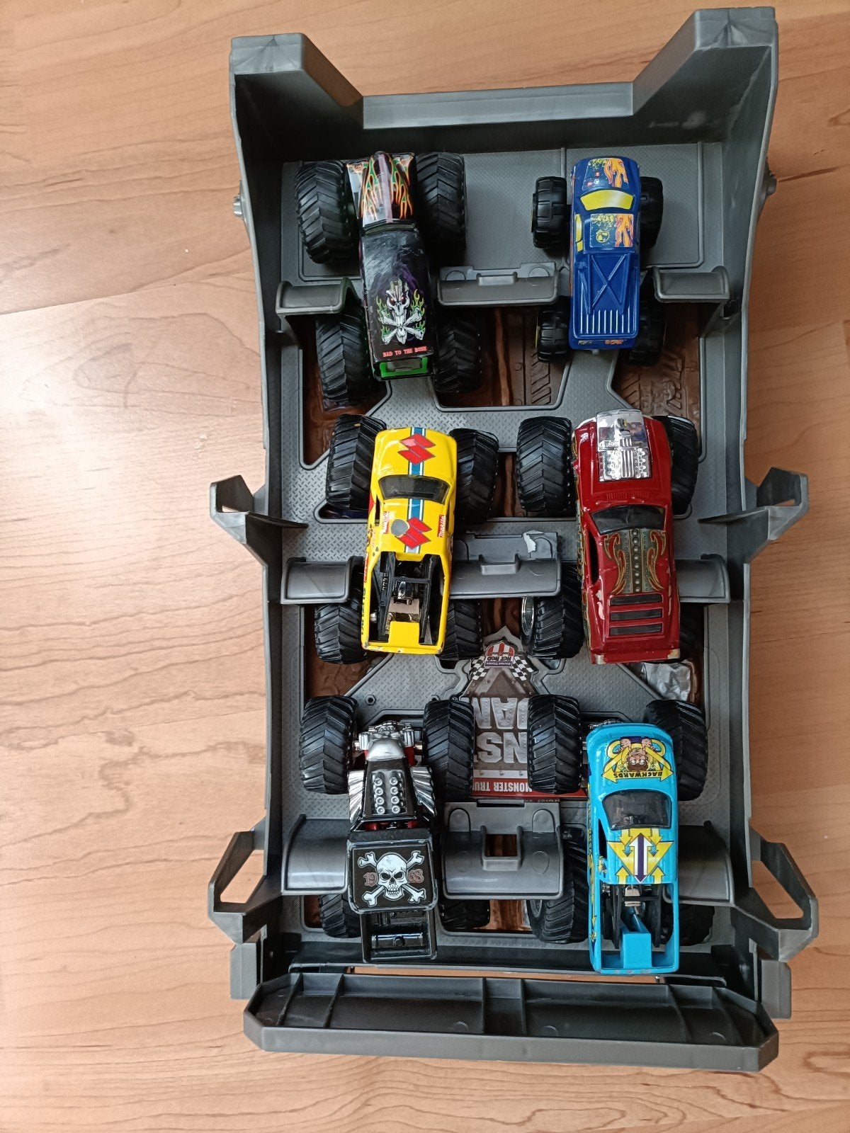 Monster Truck , MonsterJam vijf trucks en assesoires, Gebruikt, Onderdelen, Ophalen of Verzenden, Hot Wheels