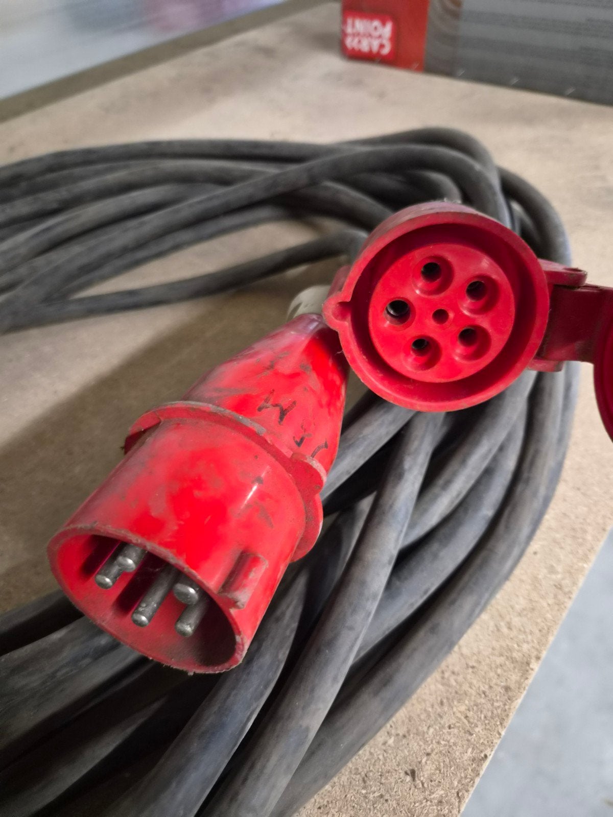 Krachtstroomkabel 380V - 25 meter, Doe-het-zelf en Verbouw, Elektra en Kabels, Ophalen of Verzenden, Gebruikt, Kabel of Snoer