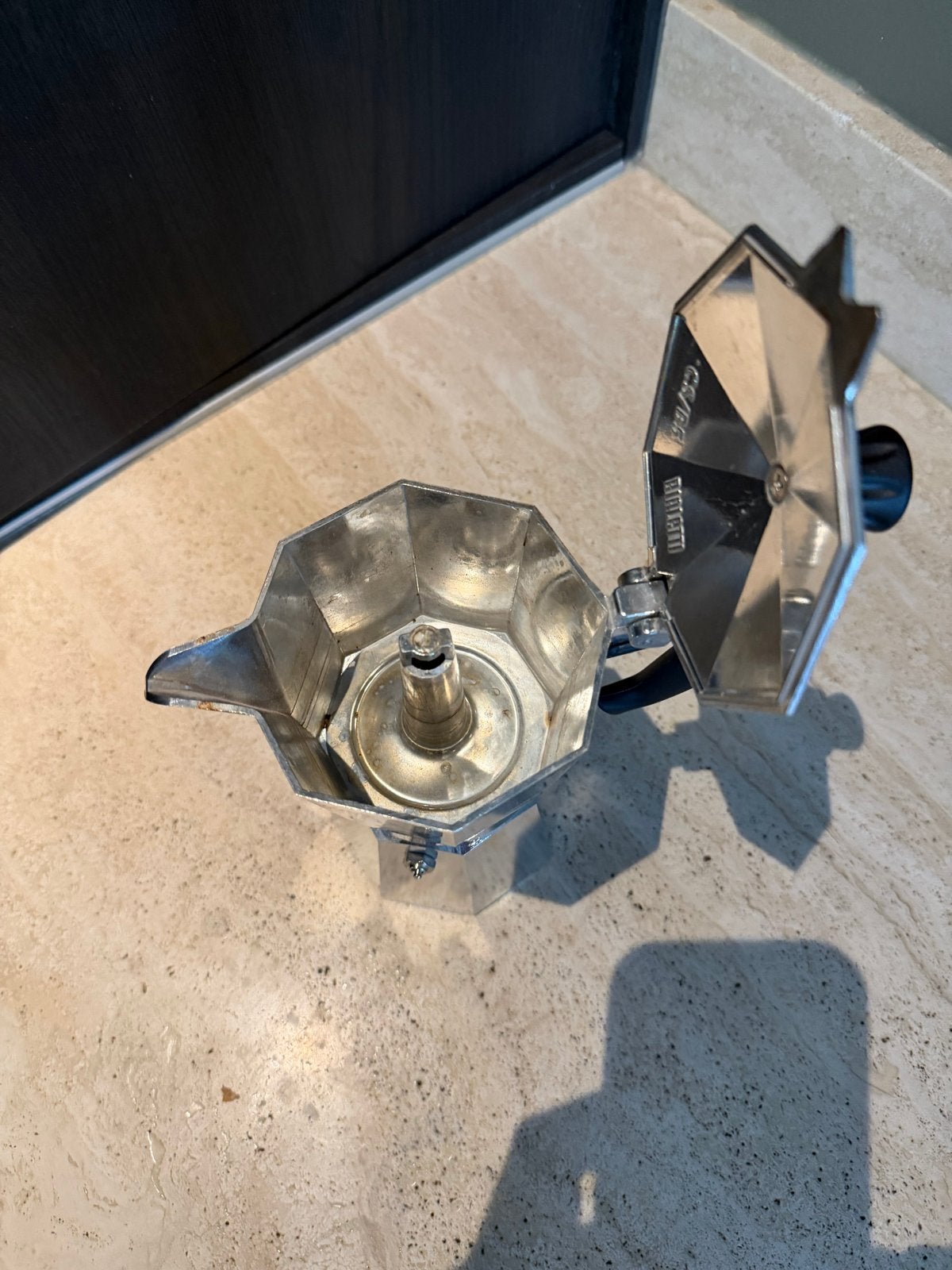 Bialetti Moka Express Koffiemachine - Aluminium, Gebruikt, Koffiemachine, Gemalen koffie, Ophalen of Verzenden