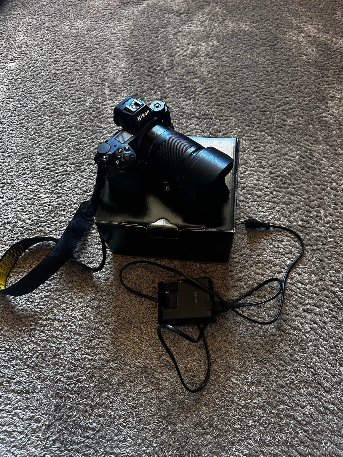 Nikon Z 6 systeemcamera met Nikkor Z 35mm f/1.8 S lens, Spiegelreflex, Ophalen of Verzenden, Zo goed als nieuw, 4 t/m 7 keer