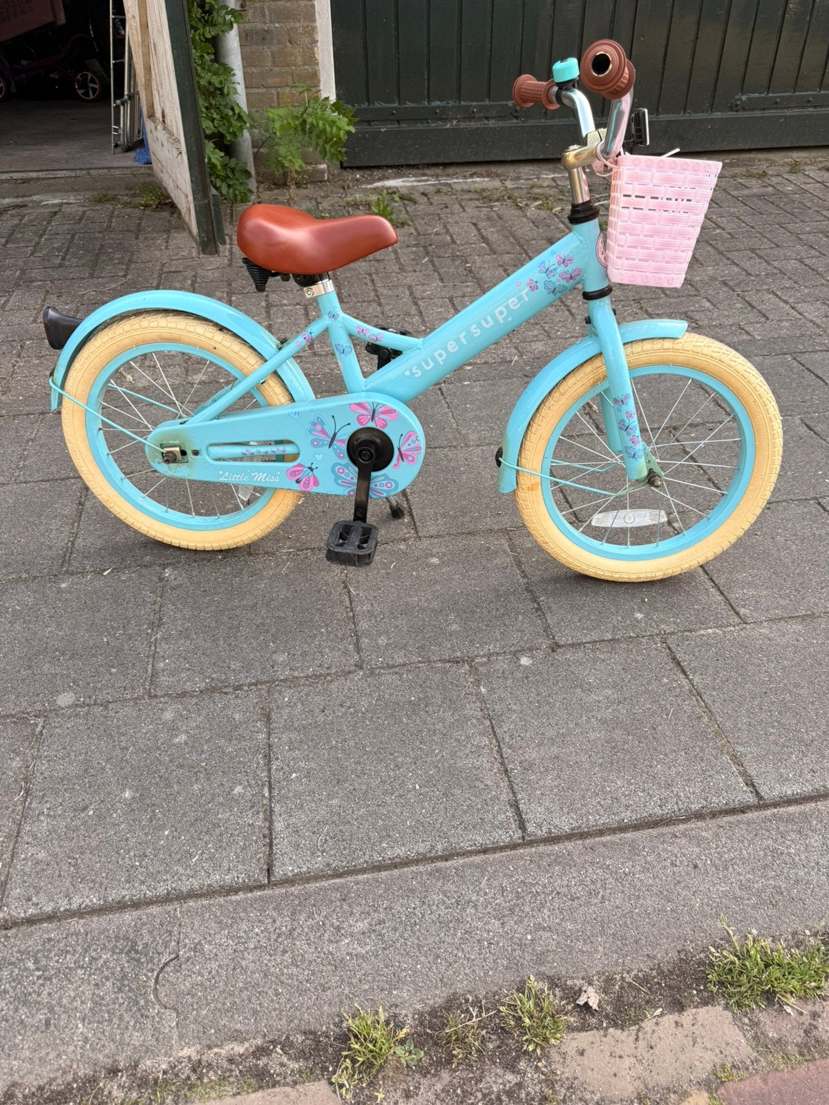 meisjesfiets 16 inch met mandje zijwieltjes en baby zitje, Ophalen, Terugtraprem, Zijwieltjes, 16 tot 20 inch