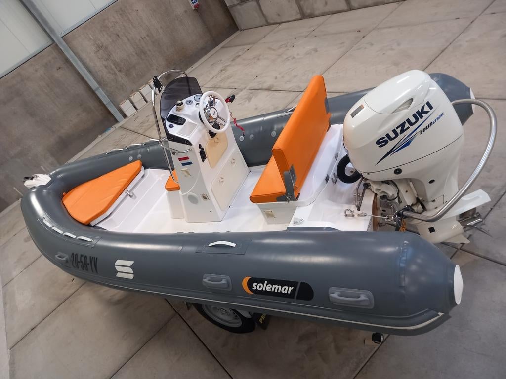 Complete Rib Solermar S 500 met Suzuki 70 PK en Pega trailer, Watersport en Boten, Rubberboten, Ophalen, Zo goed als nieuw, Benzine