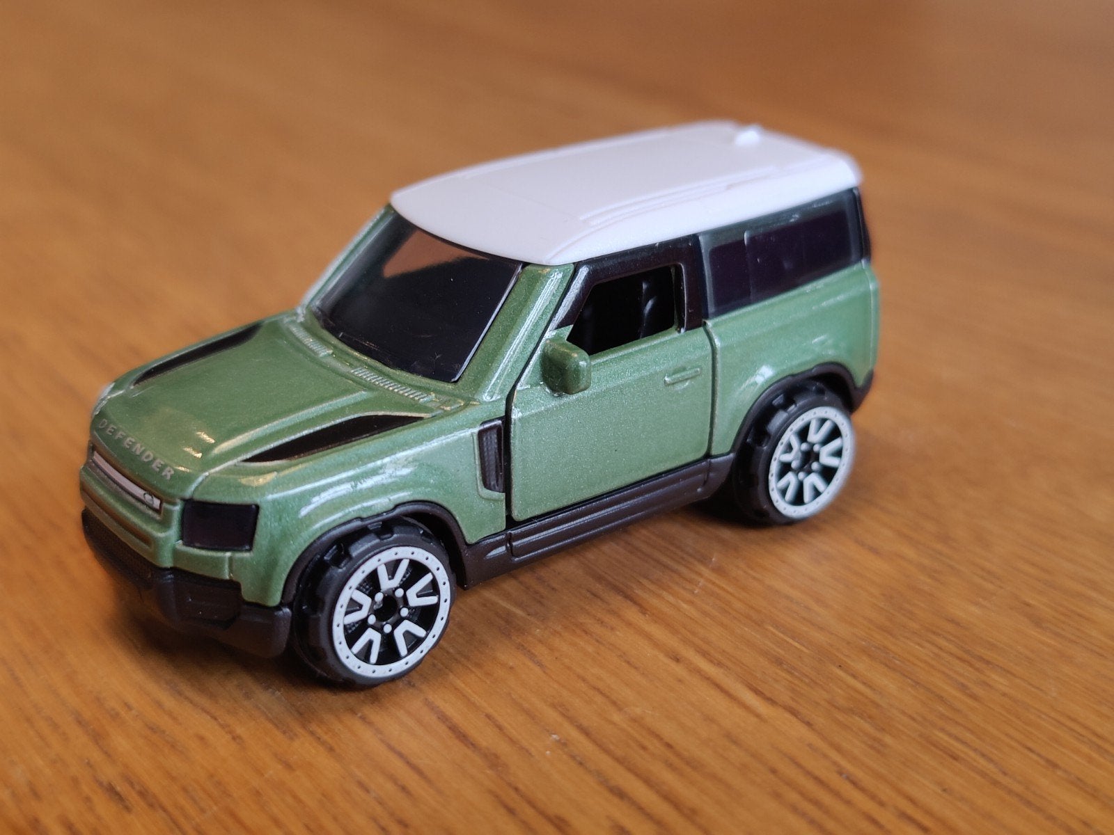 Majorette Land Rover GROEN, Ophalen of Verzenden, Zo goed als nieuw, Auto