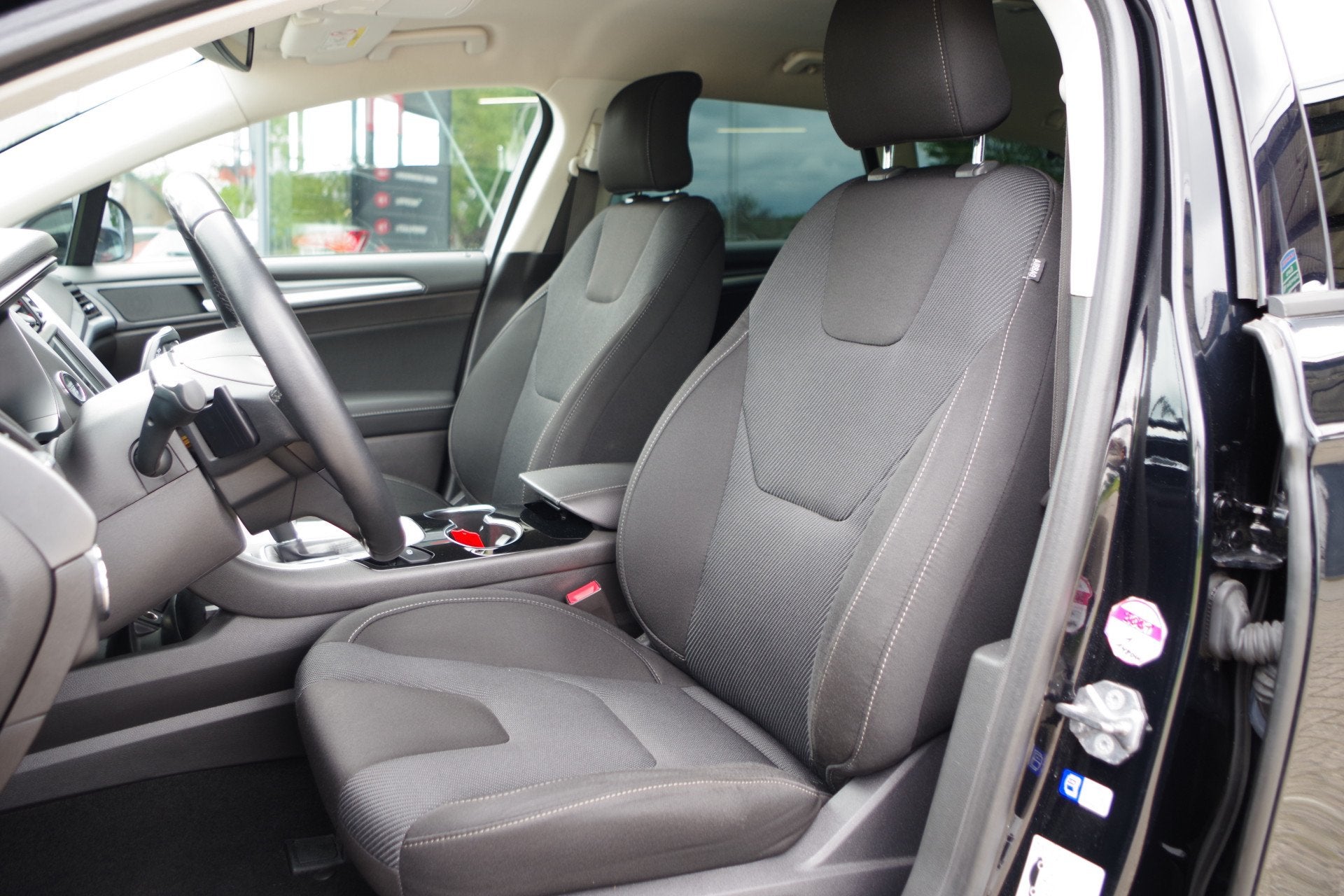 Ford Mondeo Wagon 1.5 160 PK Automaat Trend, Trekhaak, Memor, 12 maanden, 4 cilinders, Zwart, 1427 kg