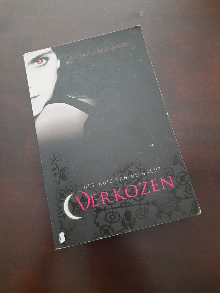 P.C. & Kristin Cast - verkozen, Boeken, Ophalen of Verzenden, Zo goed als nieuw