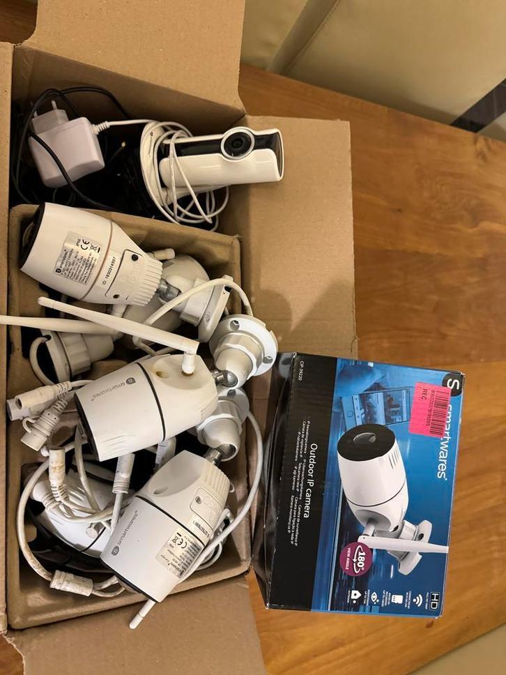 8x Smartwares Beveiligingscamera's  t.e.a.b., Ophalen of Verzenden, Gebruikt