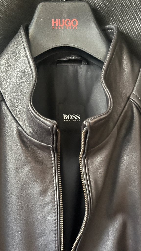 Gloednieuw 100% lamsleren jack van Hugo Boss, Maat 52/54 (L), Bruin, Nieuw, Ophalen of Verzenden
