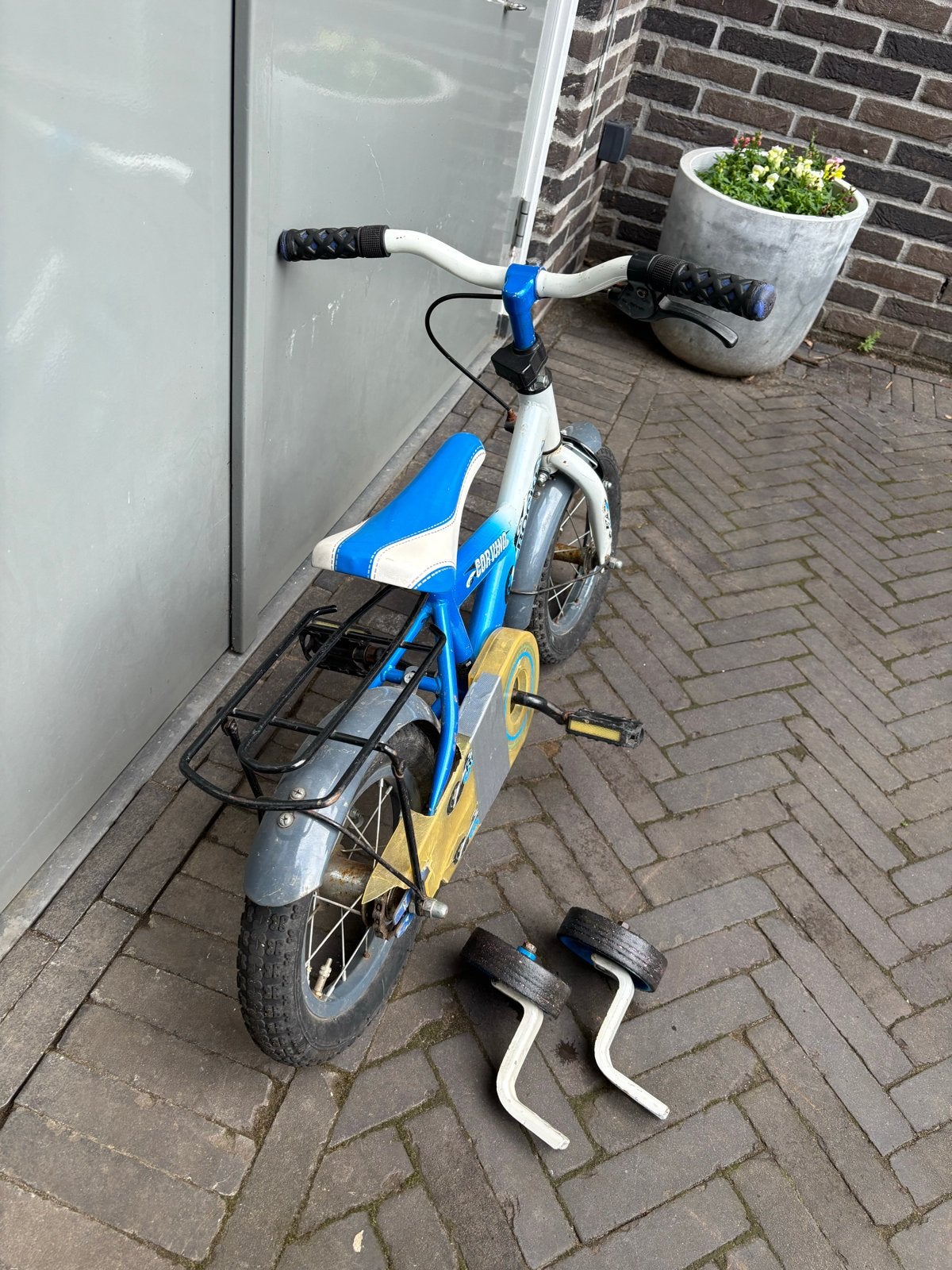 Kinderfiets 12 inch met zijwieltjes, Ophalen, Terugtraprem, Zijwieltjes, Gebruikt
