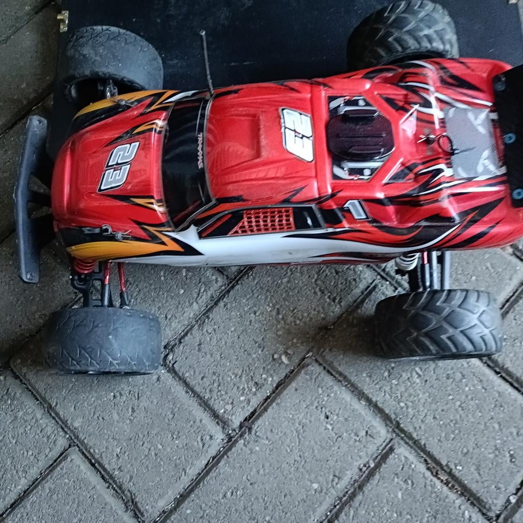 Traxxas RC auto's met onderdelen, Ophalen, Gebruikt, Auto offroad