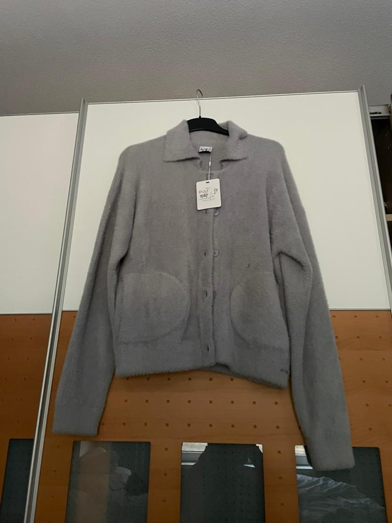 Maicazz fluffie jasje maat 42, Ophalen of Verzenden, Nieuw, Maat 42/44 (L)