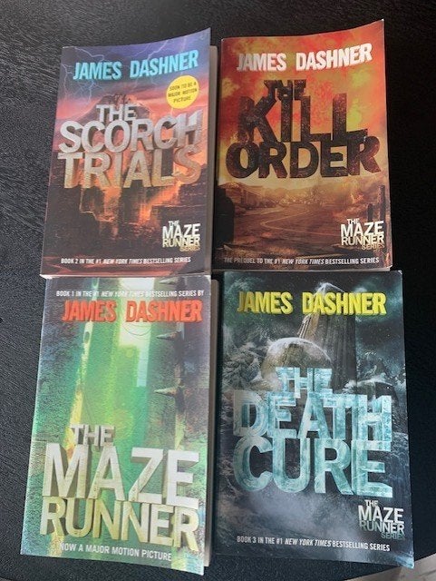 4 boeken van James Dashner, Ophalen of Verzenden, Gelezen, Populaire fictie
