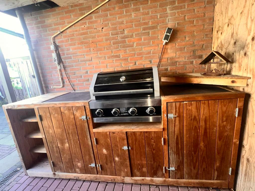 Mooie en stevige buitenkeuken met veel opbergruimte, Tuin en Terras, Buitenkeukens, Ophalen, Gebruikt, Gas, Vrijstaand